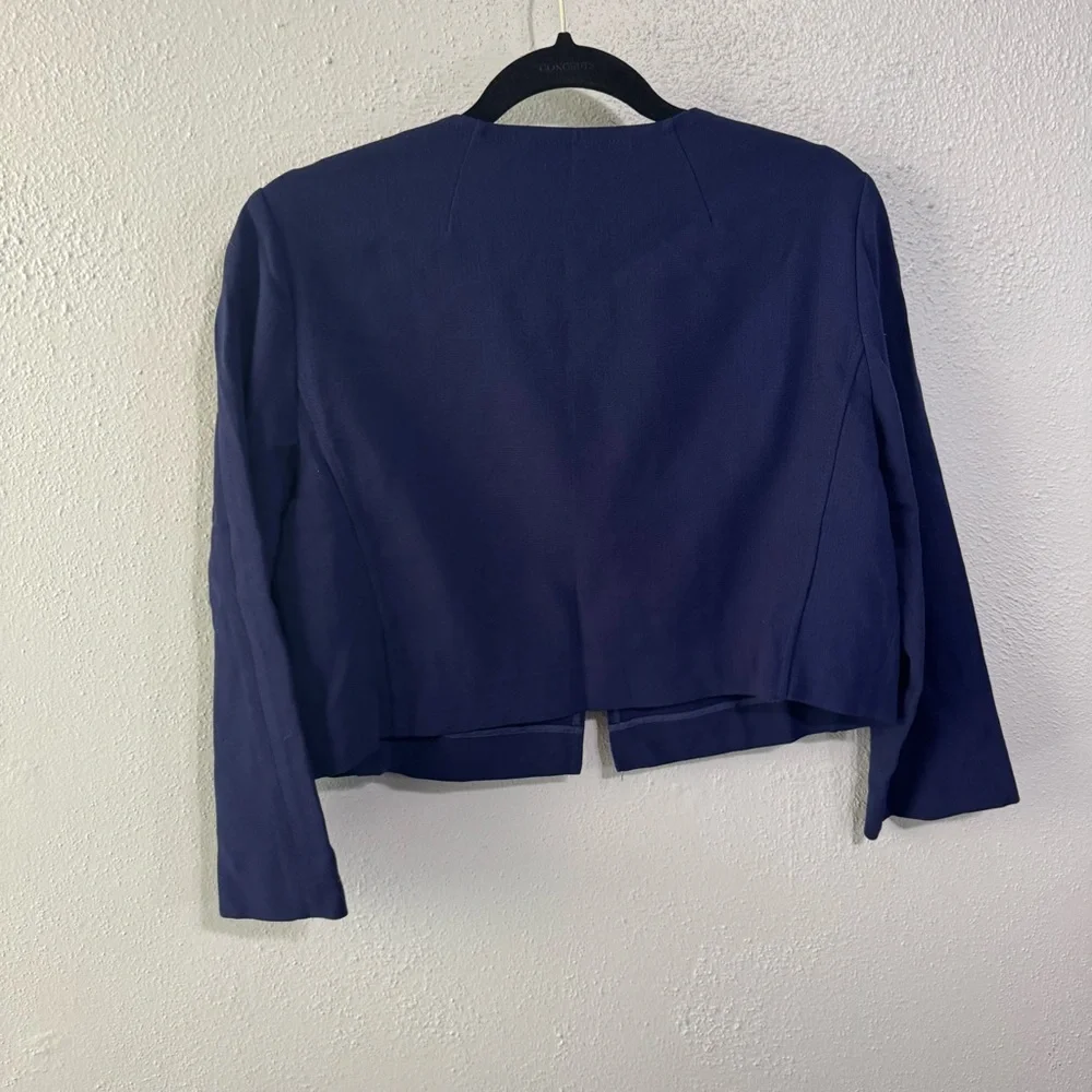 Lafayette 148 New York Women's Navy Blazer cropped wool size 8